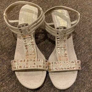 EUC Women’s Sequins Copper Cream Wedge Heeled Sandals Sz 8 shoes strap